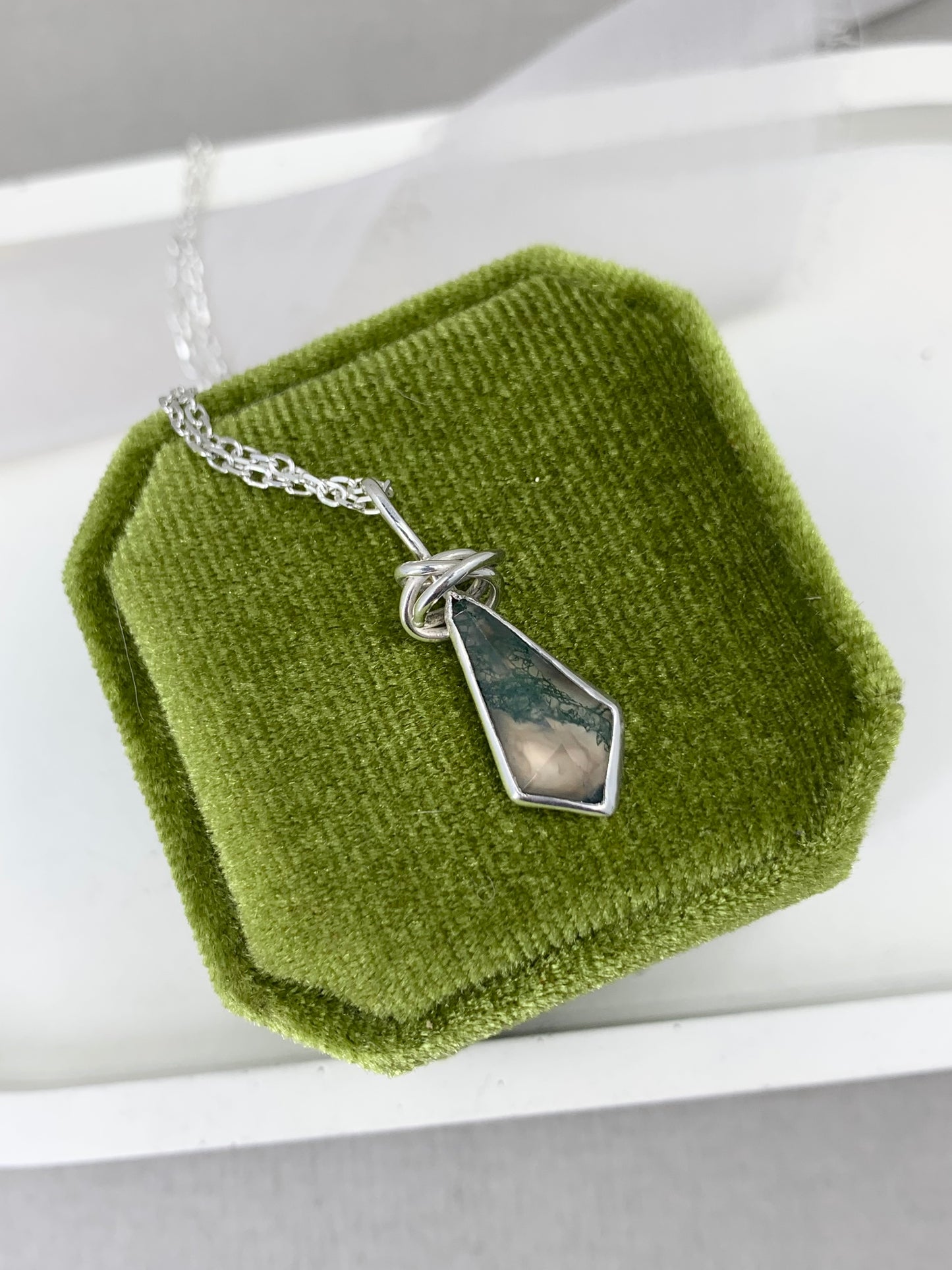 Moss agate kite shape pendant in sterling silver