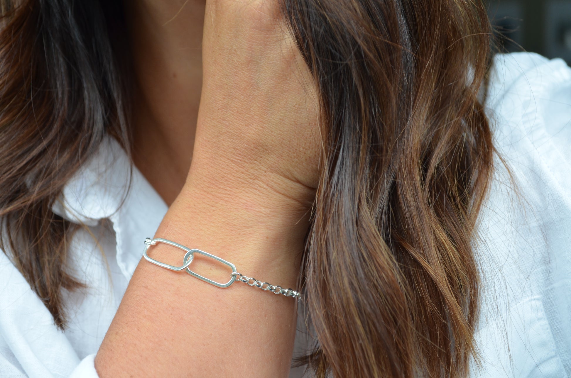 Silver oval link bracelet 