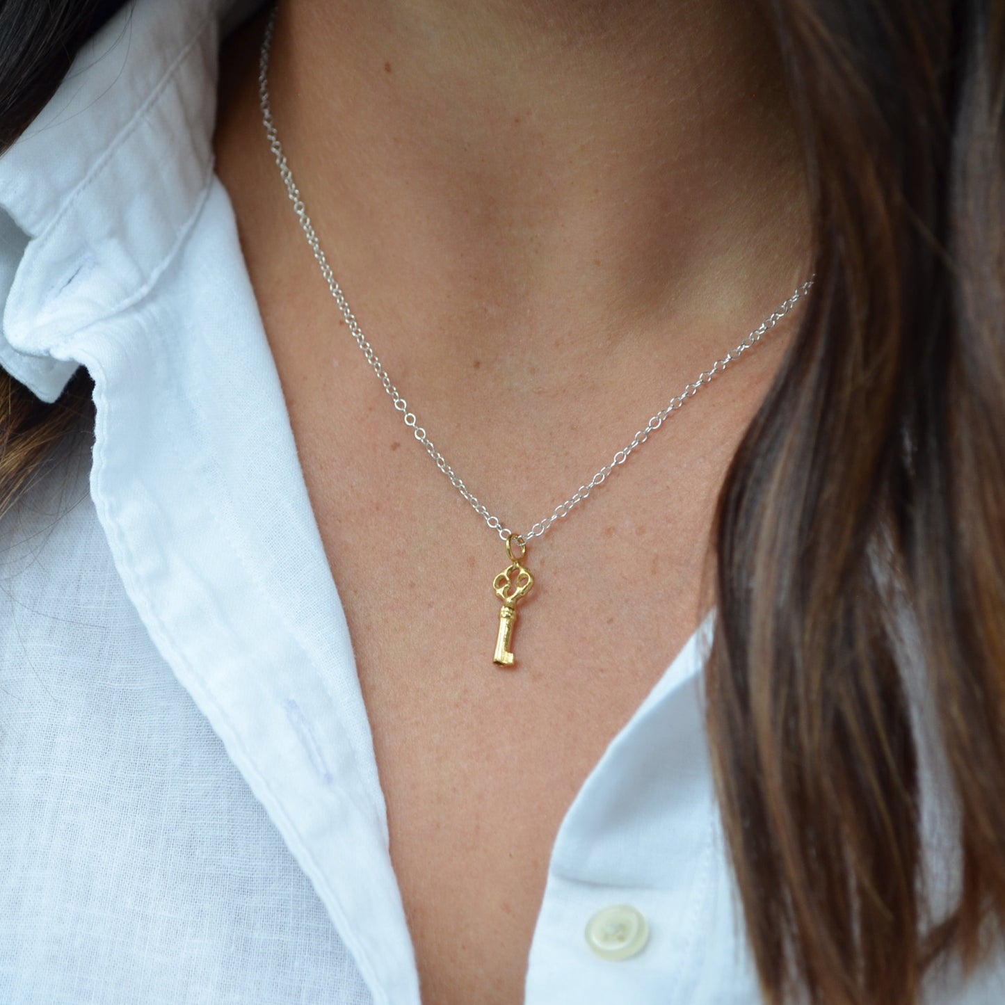 Zoe-sembi-jewellery-gold-key-necklace