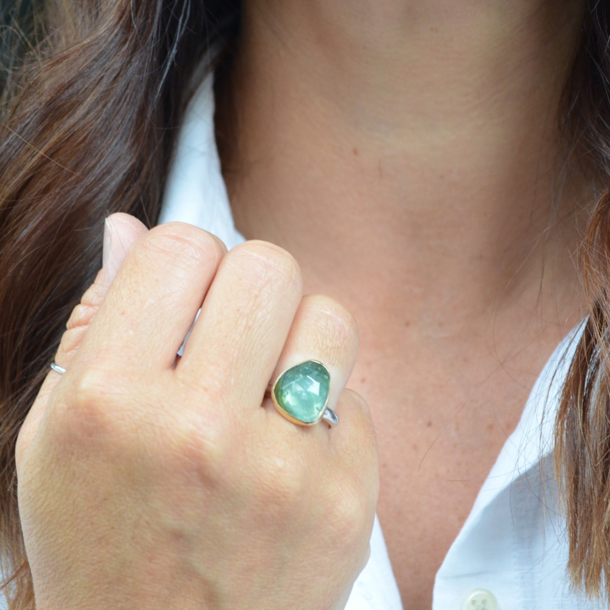 Zoe-sembi-jewellery-Green-tourmaline-ring