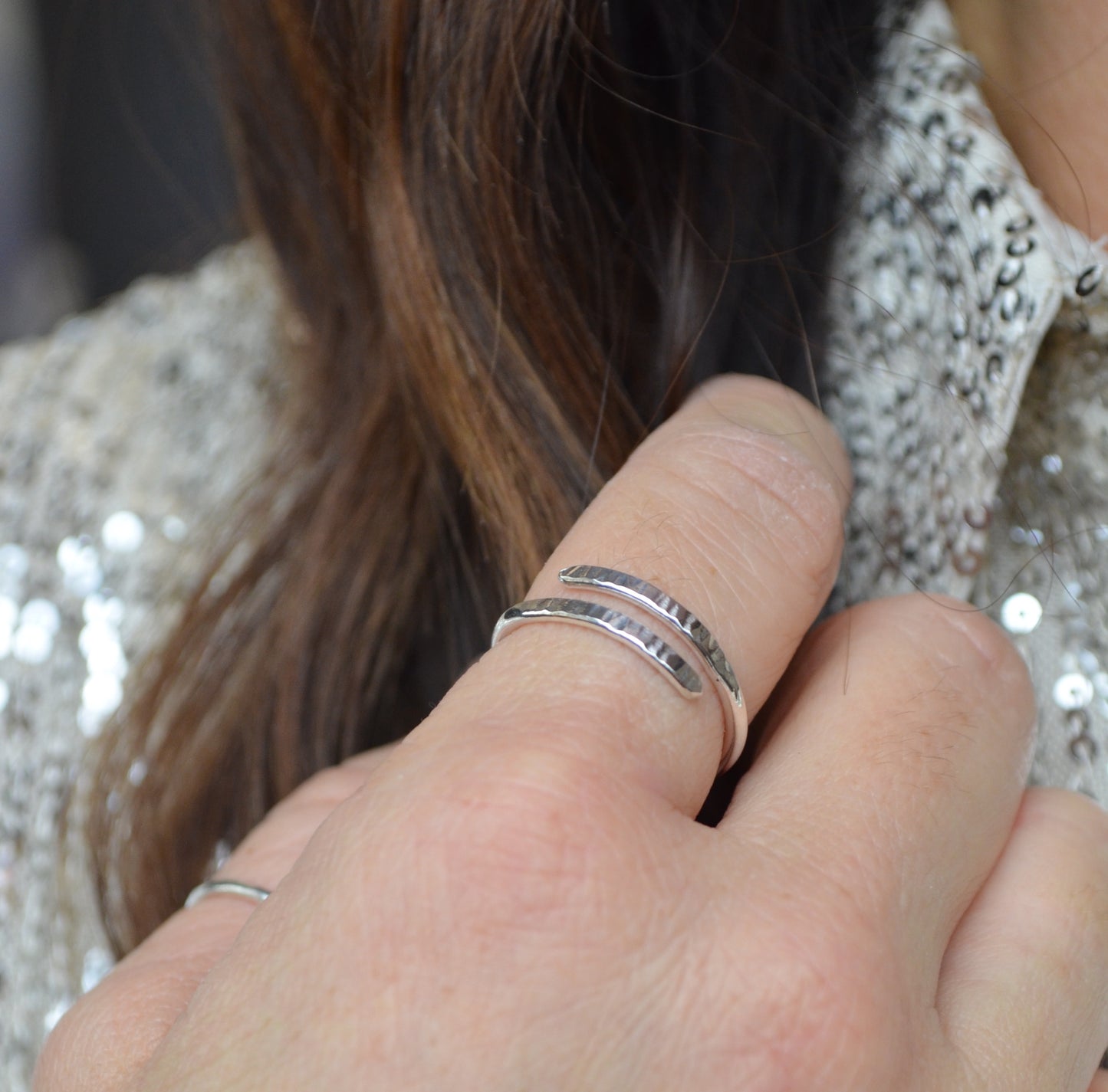 Adjustable wrap ring
