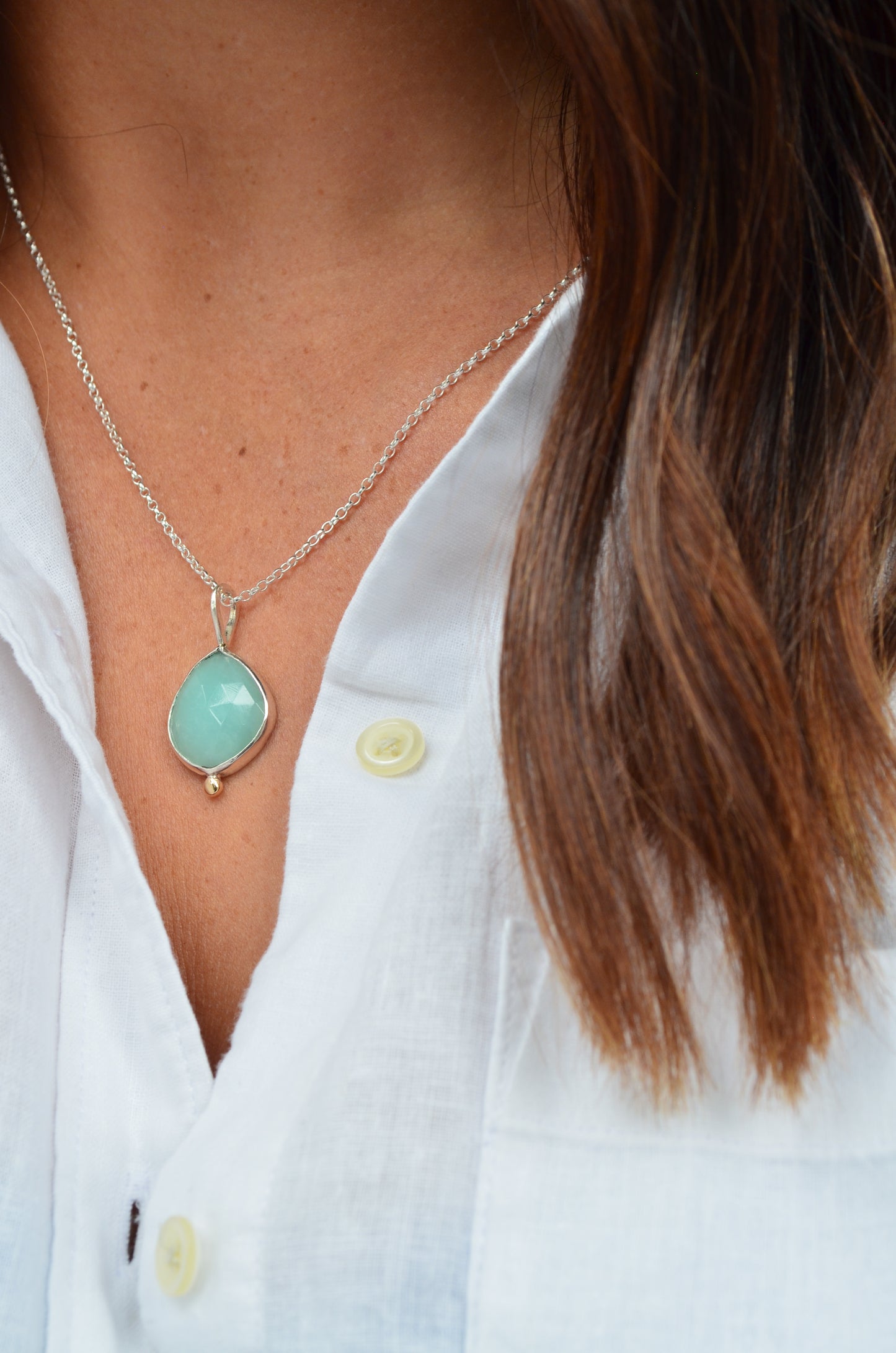 Adventurine necklace in silver and gold