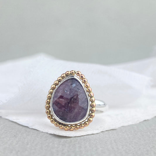 Zoe-sembi-jewellery-Sapphire-ring