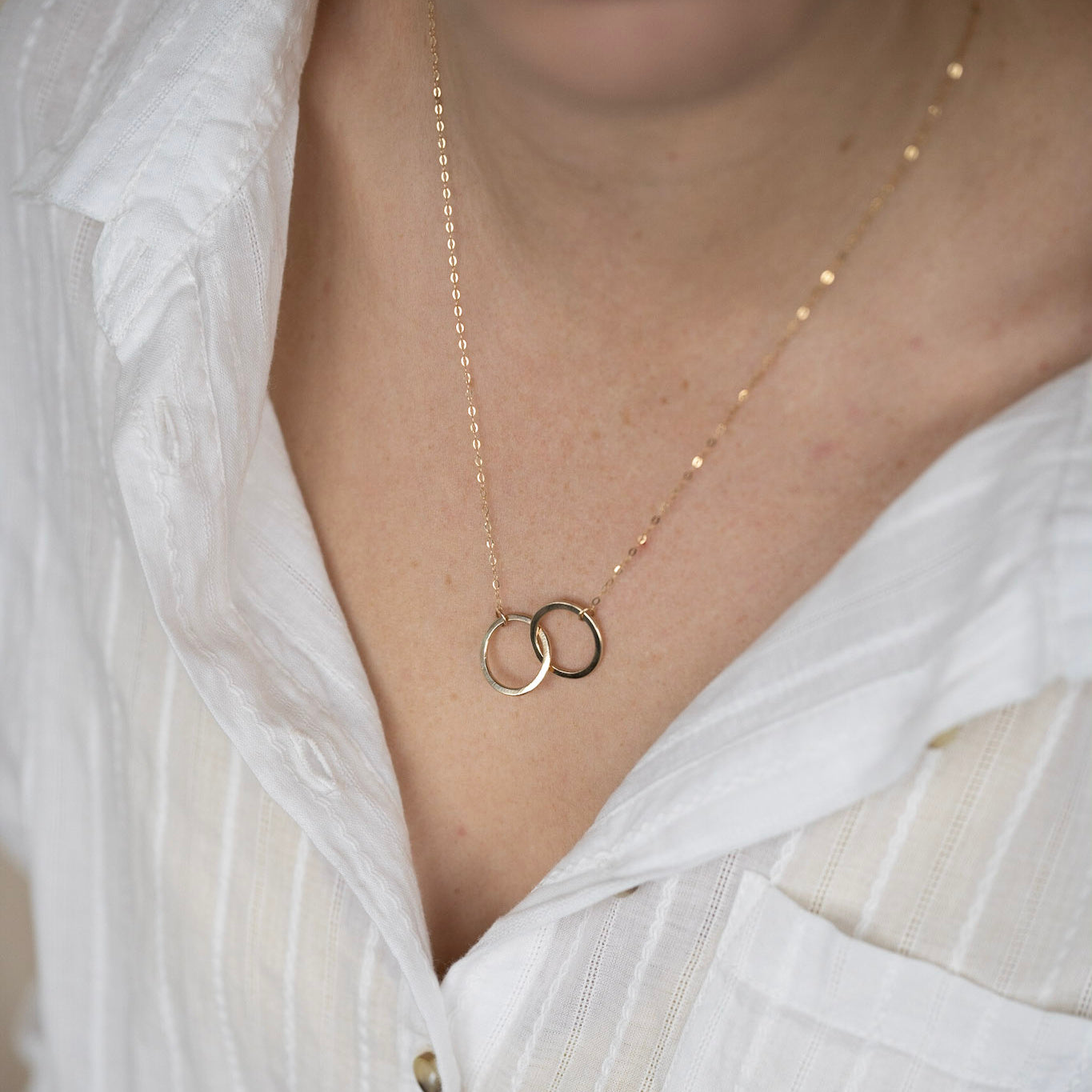 The 9ct Gold Laurel Personalised Necklace - gold personalised interlinking hoops